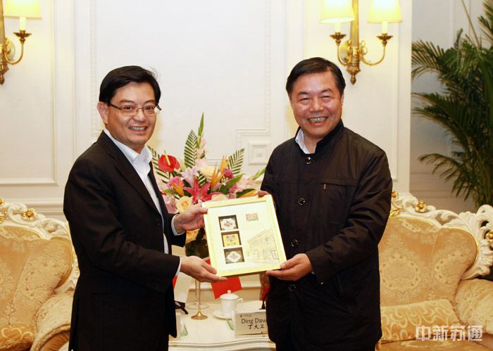 2013年10月30日，新加坡教育部长、新苏合作理事会新方联合主席王瑞杰率领新政商界知名人士在通考察
